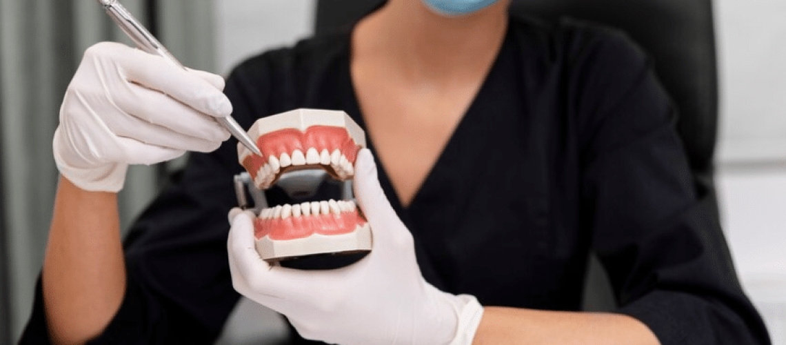 Customizing Your Smile- The Role of Dentures in Cosmetic Dentistry