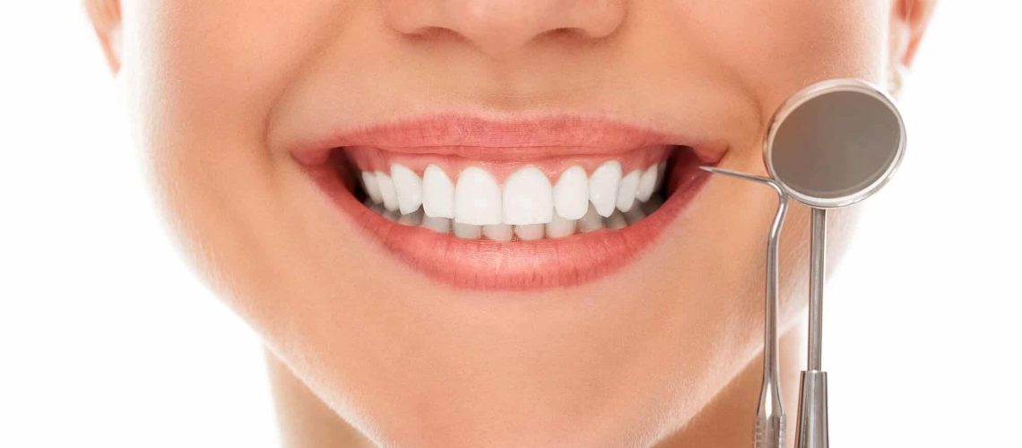 who offers the best veneers oak park?